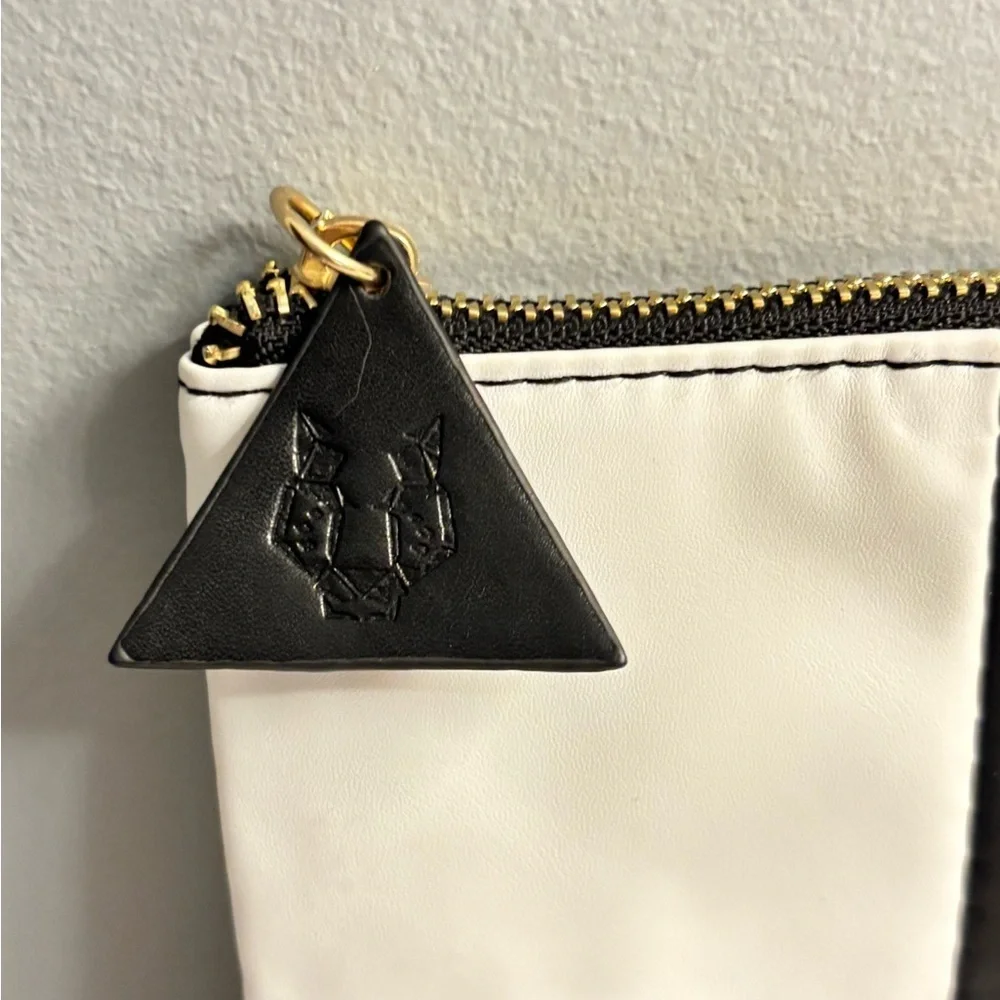 Ellis Brooklyn Black White Cosmetics Pouch